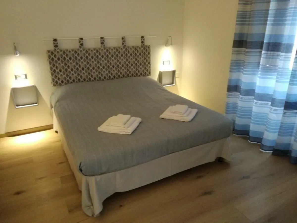 Omphalos Hotel Alguer