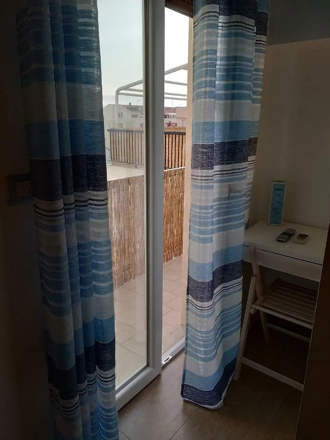 Omphalos Hotel Alguer 0*,
